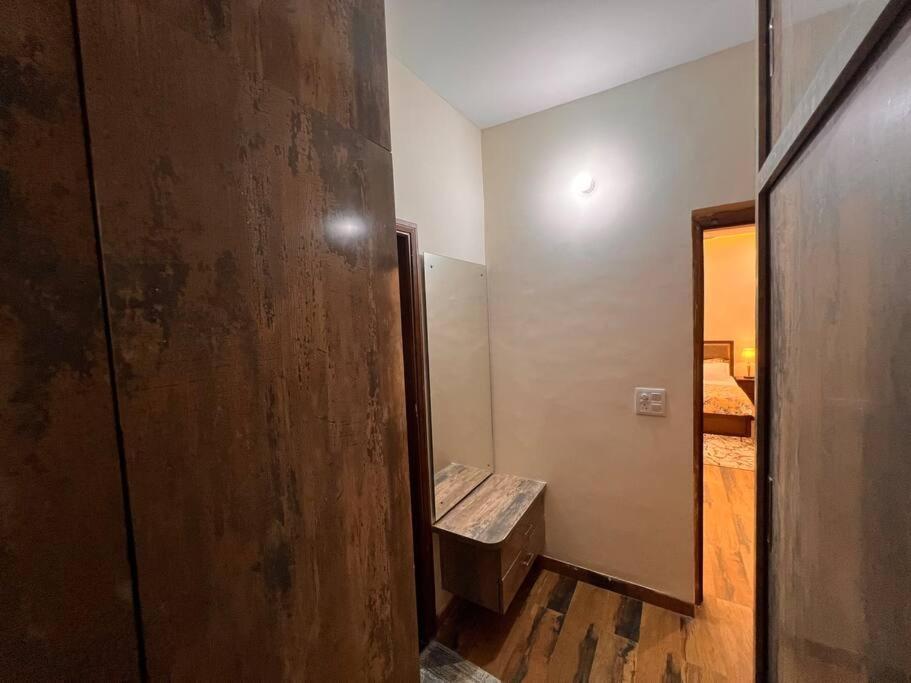 5Bhk Home Away From Home At Ranjit Avenue Amritsar Exteriör bild