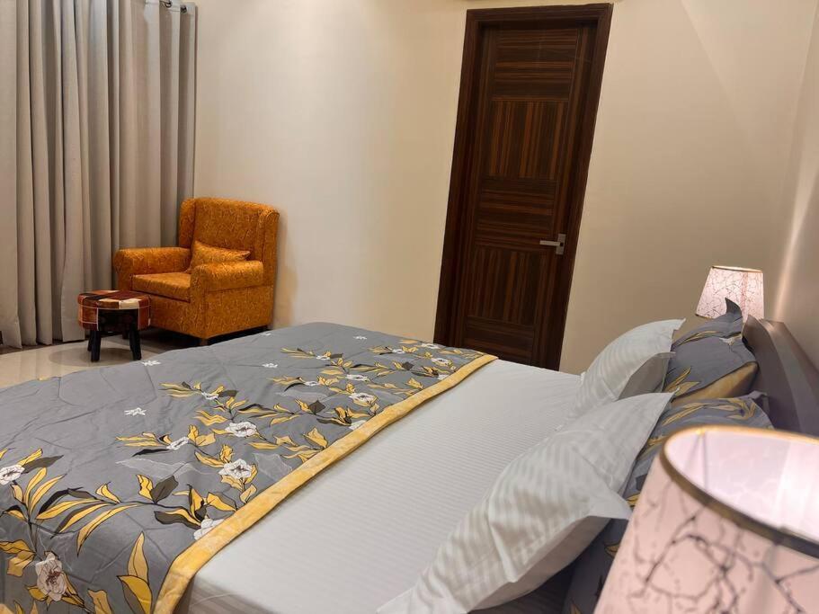 5Bhk Home Away From Home At Ranjit Avenue Amritsar Exteriör bild