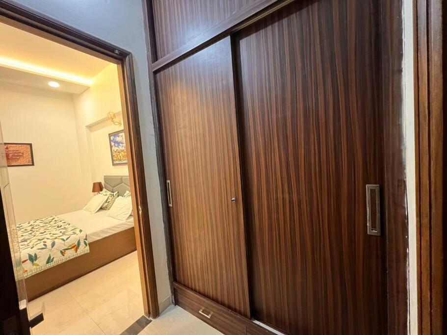 5Bhk Home Away From Home At Ranjit Avenue Amritsar Exteriör bild