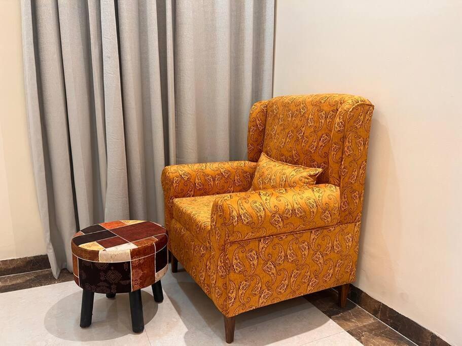 5Bhk Home Away From Home At Ranjit Avenue Amritsar Exteriör bild
