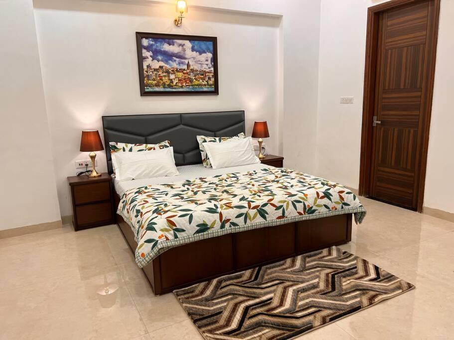 5Bhk Home Away From Home At Ranjit Avenue Amritsar Exteriör bild